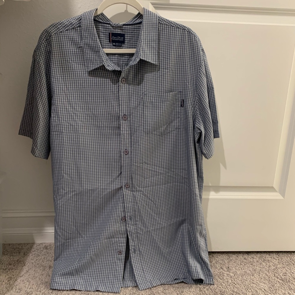 Men’s Short Sleeved Button Up